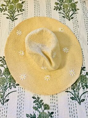 Straw Daisy Sun Hat